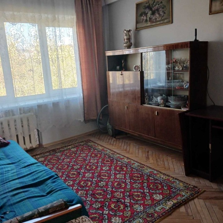 Здаю в оренду 2 кімнатну квартиру на тривалий термін - фото 1