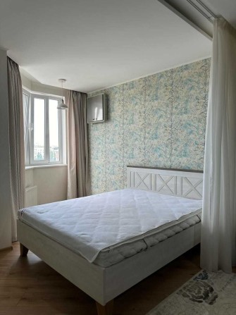 Сдам классную 1 комнатную квартиру на Таирова в новом ЖК "Левитана" - фото 1