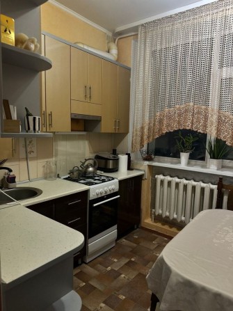 Здам 2-кімнатну квартиру по вул. Фабричній - фото 1