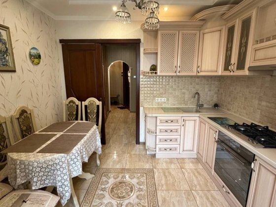 Здам трикімнатну квартиру по Василя Стуса Белая Церковь