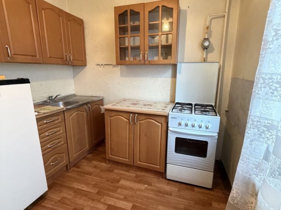 Оренда 1-кімнатної квартири по вул. Момота