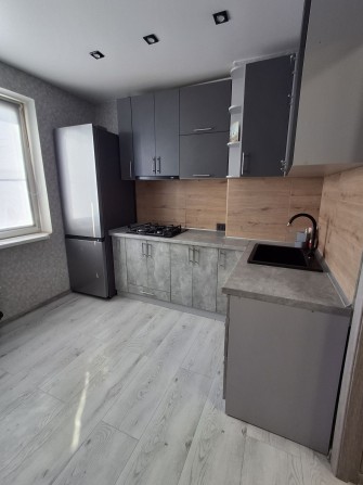 Терміново Здам  1-но кімнатну квартиру в найкращому розташуванні міста - фото 1