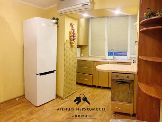 Вільна 1-кімнатна на Леваневського за Новусом