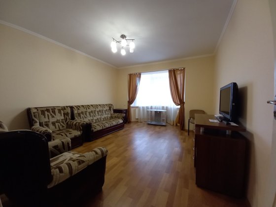 Здам 2х к квартиру центр Буча