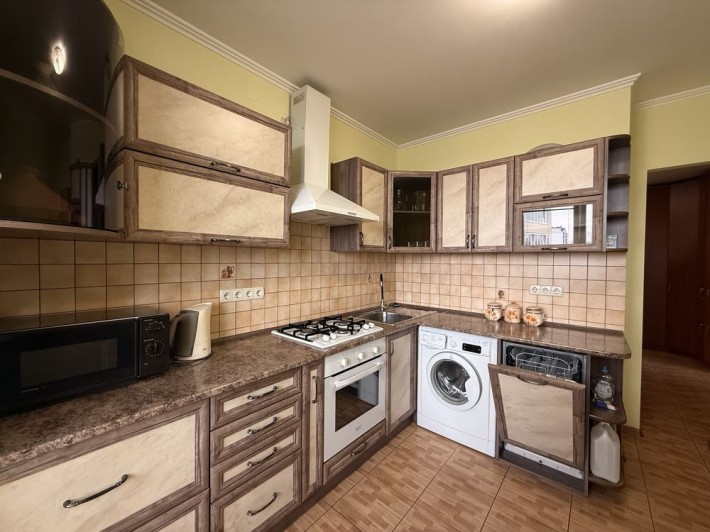 Оренда 1-кім квартири в центрі по вул. Січових Стрільців (63) - фото 1