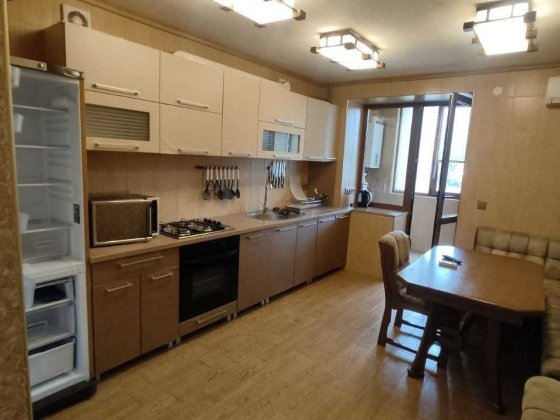 Довгострокова оренда 2к квартири по вул.Шухевичів(центр) Ивано-Франковск