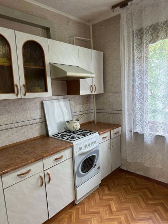 Здам 1 кімнатну квартиру в центрі міста - фото 1