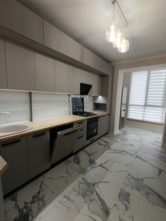 Оренда 3-ох кімнатної квартири в Івано-Франківську - фото 1