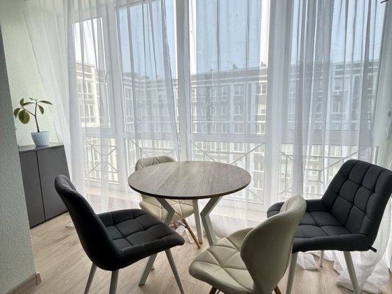 Перша здача! Вся інфраструктура поруч! Газ! Закритий двір бе машин! Ирпень