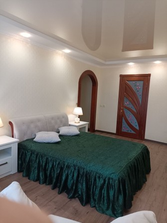 Сдам на долгий срок 3-х комнатную квартиру по ул. Мира 17 - фото 1