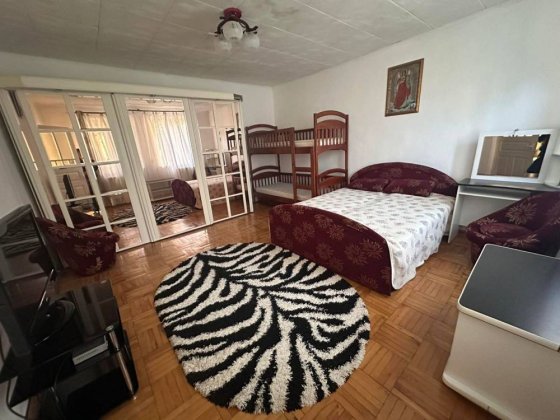 Оренда  3 кімнатного будинку недалеко від центра Івано-Франківськ