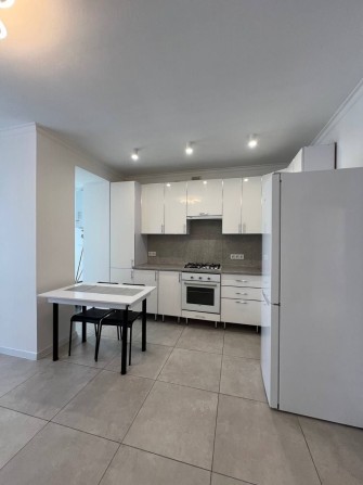 Здається в оренду 1 кімнатна квартира на Хіміків - фото 1