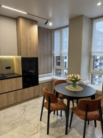 Дизайнерська 1.5к квартира ЖК Авторський в центрі міста! - фото 1