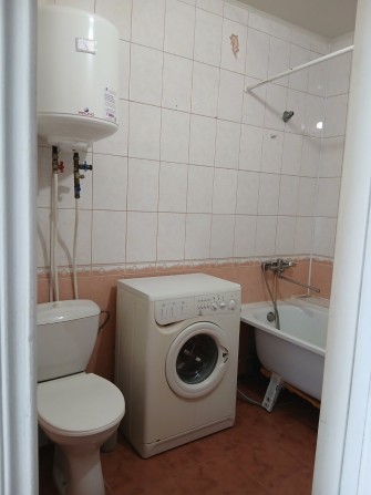 Оренда квартири по вул. Бизова - фото 1