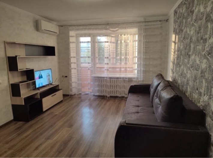 Оренда однокімнатної квартира на соцмісті - фото 1