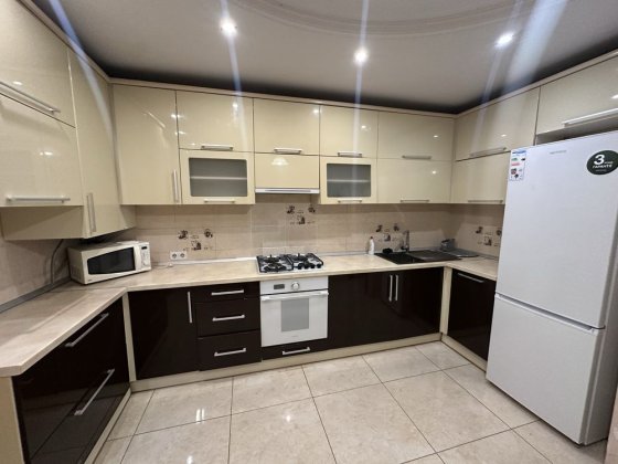 Оренда 3 км в новобудові вулиця Галицька Івано-Франківськ