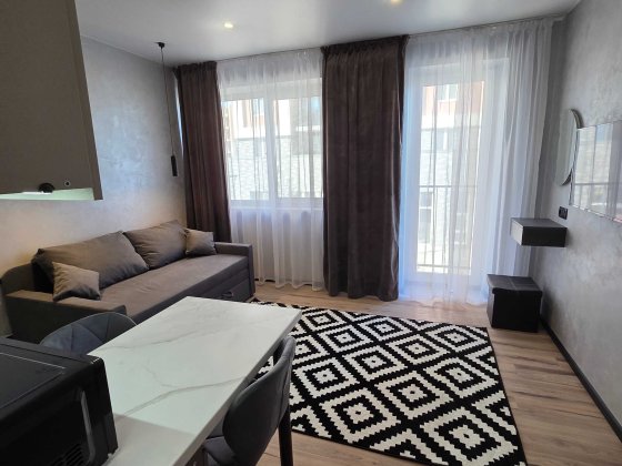 Оренда 1к квартири студії в ЖК Молодість