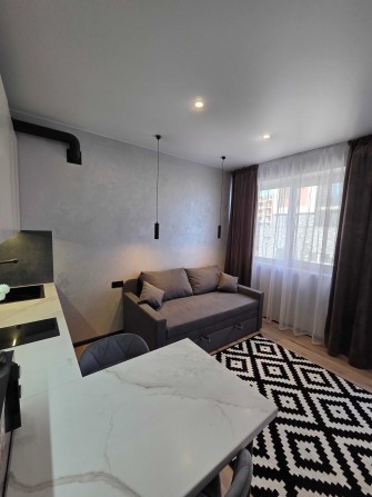 Здам новеньку студію в ЖК Молодість - фото 1