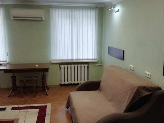 Оренда 1-к  сталінку ,зупинка січеславська Кривий Ріг