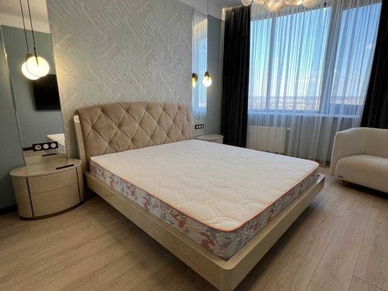 Оренда 2к + кухня студія з виглядом на озеро в ЖК "Парус" Ивано-Франковск