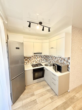 Здам в оренду квартиру 2 к в центрі міста Ірпінь - фото 1