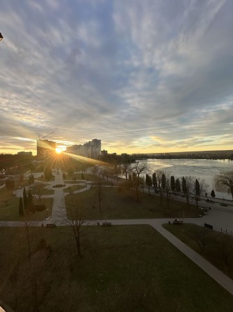 Оренда Великоі 3к квартири Цент з шикарним краєвидом на Озеро та Парк. - фото 1