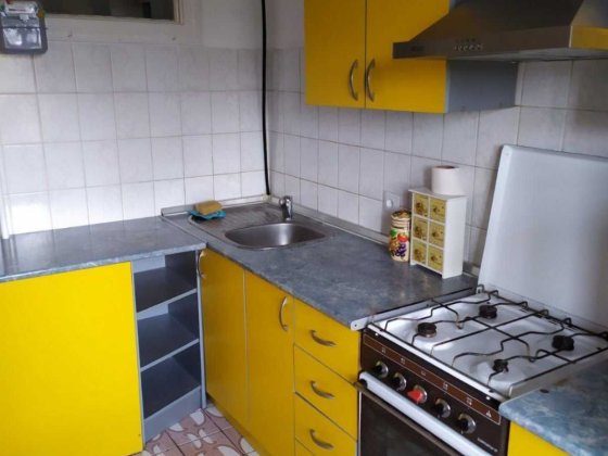 Здається двох кімнатна квартира навпроти ТатТаму. Луцьк