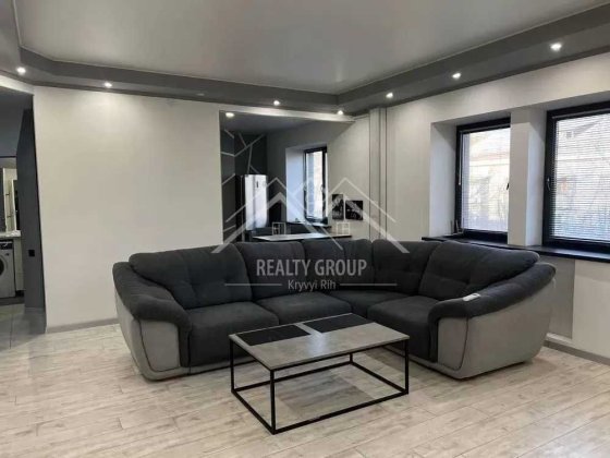 Оренда двокімнатної квартири по вулиці Соборності Кривой Рог