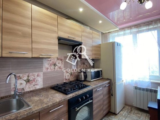 Оренда трикімнатної квартири на Дзержинці Кривий Ріг