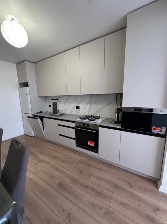 Оренда 1 км квартири поруч з стометрівкою - фото 1