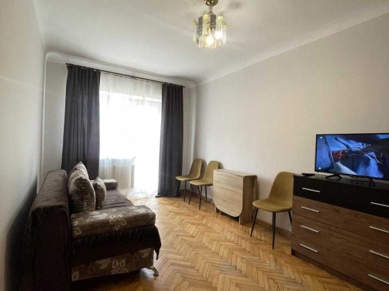 ЦЕНТР • Чорновола, 35 Івано-Франківськ