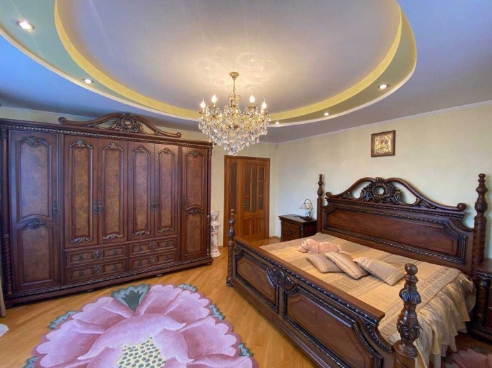 Здається 4к.квартира в центральній частині міста - фото 1