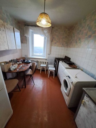 Здам в оренду двокімнатну квартиру по вул. Великотирнівська - фото 1