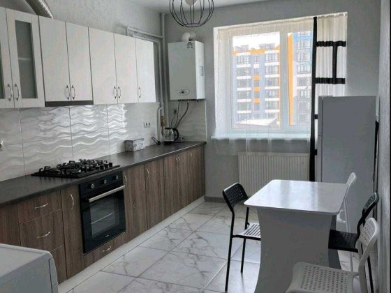 Оренда однокімнатної квартири паркове містечко.Центр Івано-Франківськ