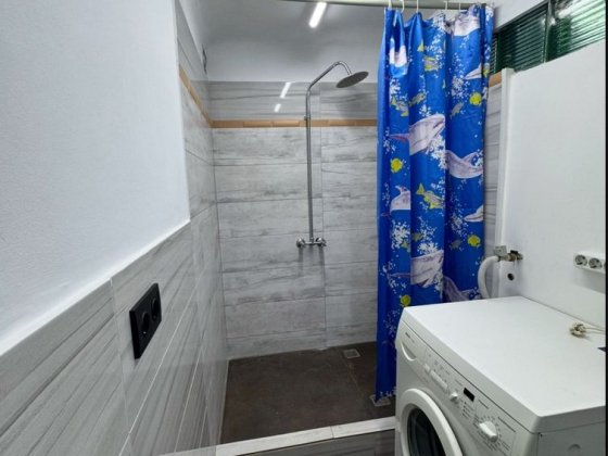 1-кім. квартира-студія, вул. Богдана Хмельницького Черновцы