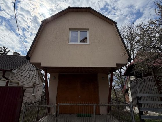 2 кімнатна вул. Драгоманова р-н Театральної площі Чернівці