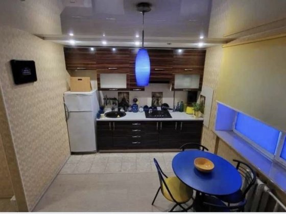 1-К Подол, Ул. Небесной сотни Полтава