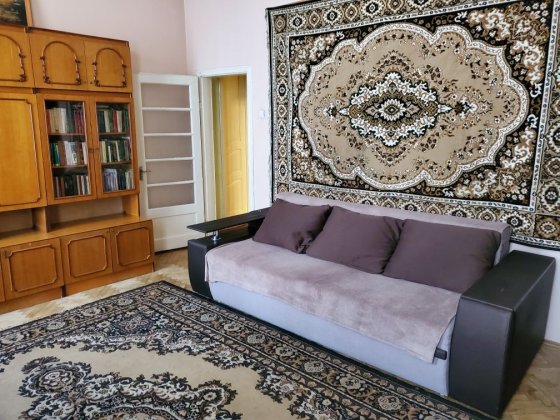 Я хозяин! Сдам 2- к в центре на Заньковецкой возле Филармонии Черновцы