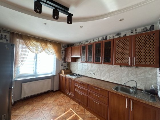 Оренда 2-кімнатної квартири в центрі Черкассы