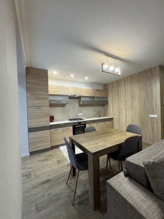 Оренда новобудови в центрі - фото 1