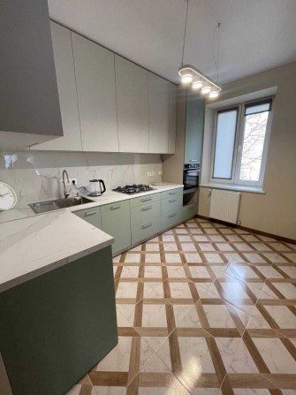 Оренда 2 к. квартири у самому центрі міста! - фото 1