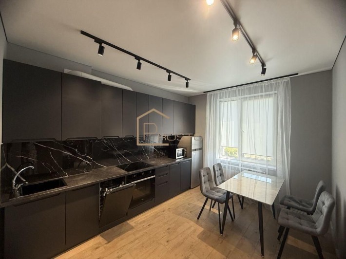 Оренда однокімнатної квартири в центрі міста Ужгород - фото 1