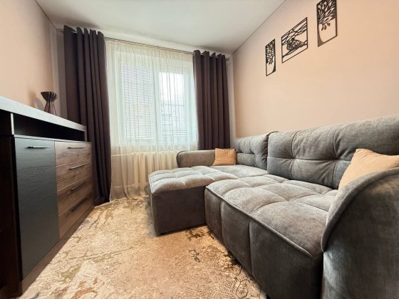 Здається 4х кімнатна Черновцы