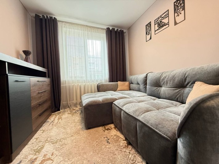 Здається 4х кімнатна - фото 1