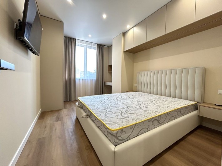 Здам в оренду чудову квартиру в центрі міста ! - фото 1