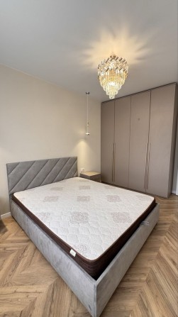 Довгострокова оренда 1к квартири, вул. Радищева 7. Світло не вимикають!! - фото 1