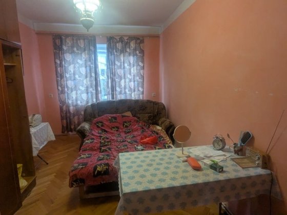 Оренда 2кімн  хрущ в центрі в р.н ( Дастор) Ужгород