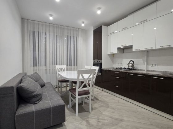 Здам 1к НОВОБУДОВУ в елітному ЖК ВОДОГРАЙ (ВОРОБКЕВИЧА), є кондиціонер Черновцы