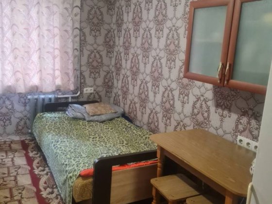 Південно - Кільцева (верх) кімната в гуртожитку