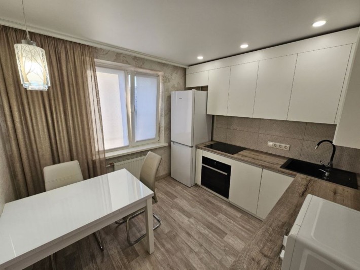 Здам 1ку на Митниці з ремонтом, р-н Живчика - фото 1